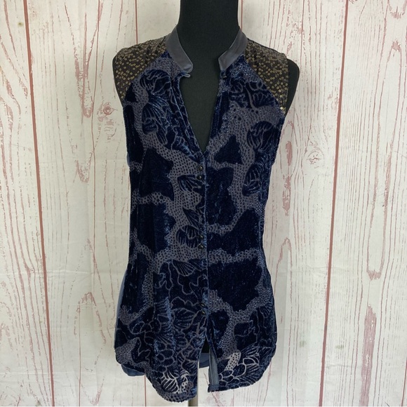 Anthropologie Tiny M Medium Sleeveless Top Tank Button Sequin Velvet Blue Flaw - Picture 2 of 10